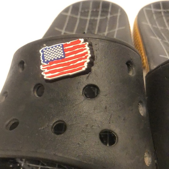 Luke Combs X Crocs Classic Bootlegger Unisex Black Slide Sandals - Picture 5 of 8